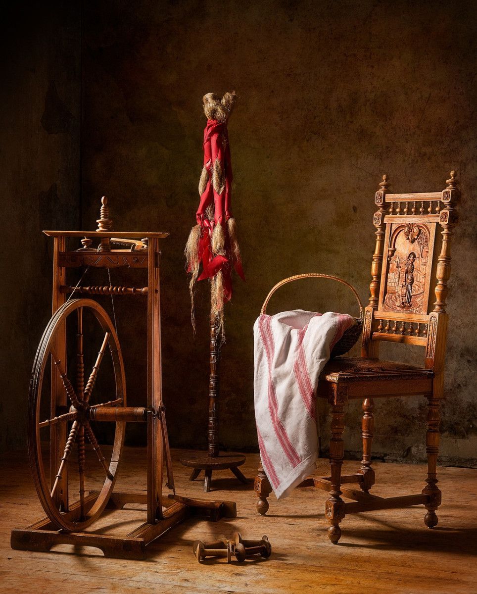 découvrez les traditions bretonnes : fêtes populaires, costumes, danses, musique et légendes qui font la richesse culturelle de la bretagne. plongez dans l’héritage unique de cette région authentique.