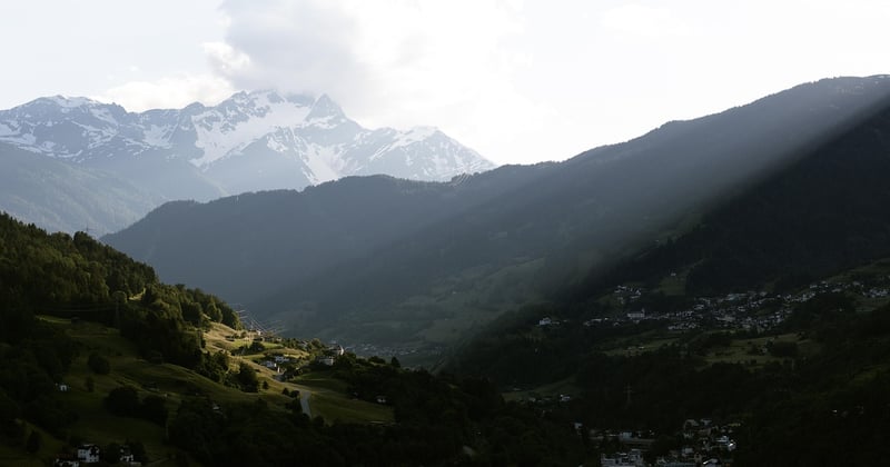 Préparer un séjour nature entre vallées et vestiges