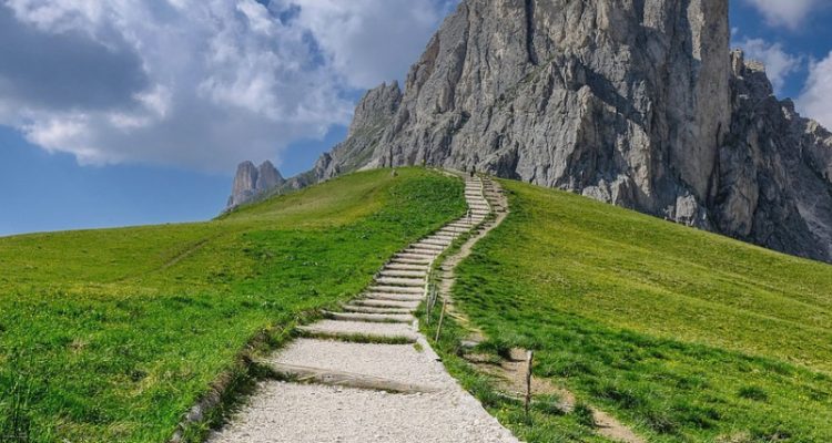 découvrez les meilleurs sentiers de vtt à travers des paysages spectaculaires. que vous soyez débutant ou expert, trouvez l'itinéraire parfait pour une aventure inoubliable en pleine nature.