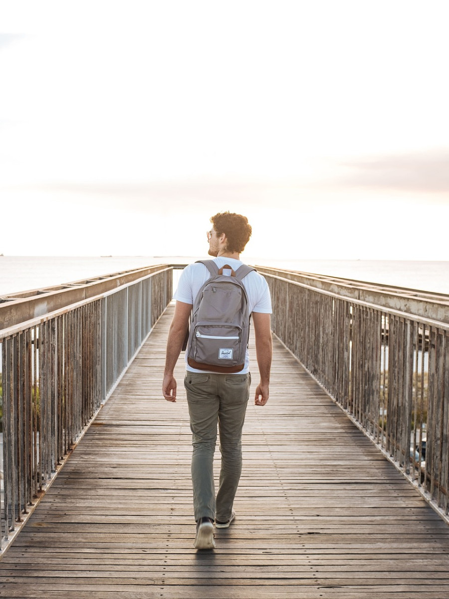 découvrez les joies du voyage en solo : explorez de nouvelles destinations, vivez des expériences uniques et renforcez votre confiance en vous. que vous soyez aventurier ou en quête de tranquillité, le voyage en solo vous offre la liberté de créer votre propre chemin.