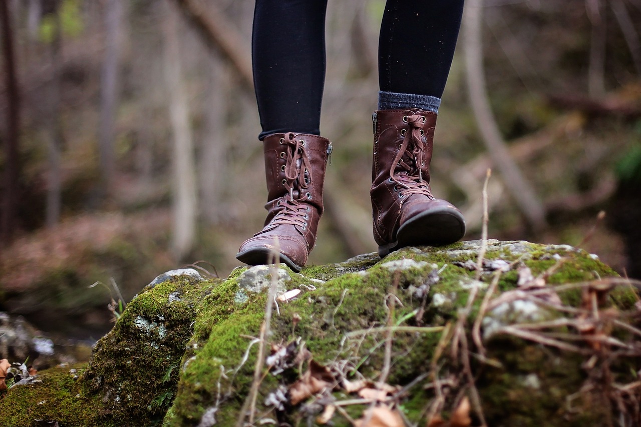 découvrez les points de vue exceptionnel lors de vos randonnées en pleine nature. explorez des paysages à couper le souffle, des panoramas majestueux et des secrets cachés qui embelliront vos promenades en montagne. préparez-vous à vivre des aventures inoubliables et à capter des moments inestimables à chaque étape.