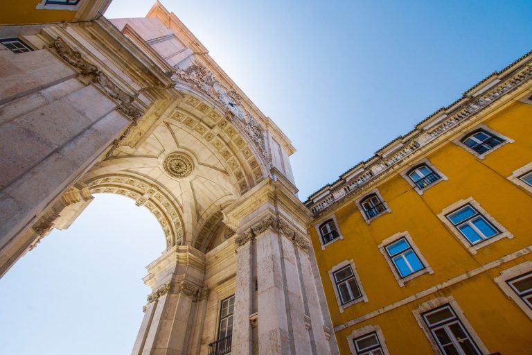 Exploration et Évasion : Votre Guide Complet pour des Vacances Inoubliables au Portugal