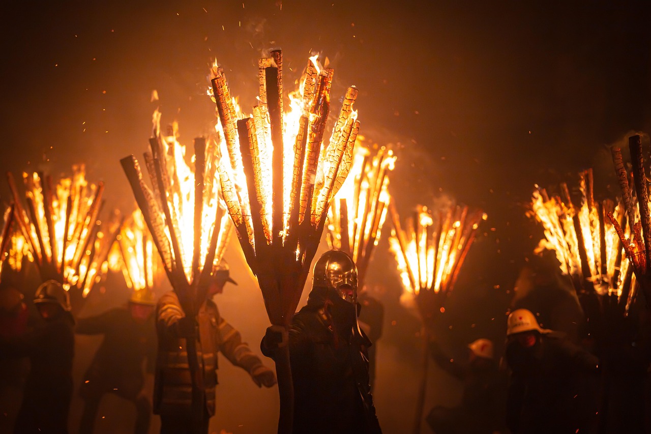 découvrez l'univers fascinant des traditions à travers le monde. plongez dans les coutumes, les rites et les célébrations qui façonnent les cultures et renforcent les liens intergénérationnels. explorez la richesse du patrimoine immatériel et célébrez la diversité humaine.