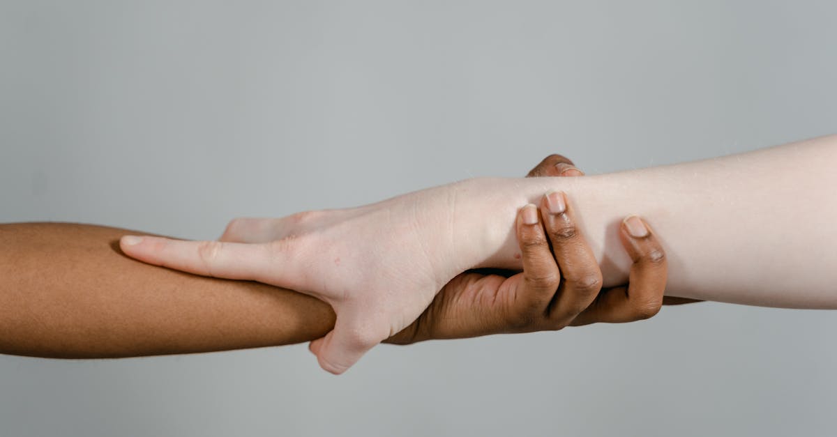découvrez l'importance de l'échange culturel dans notre monde moderne. explorez comment le partage des traditions, des idées et des valeurs enrichit nos vies et favorise une meilleure compréhension entre les peuples.