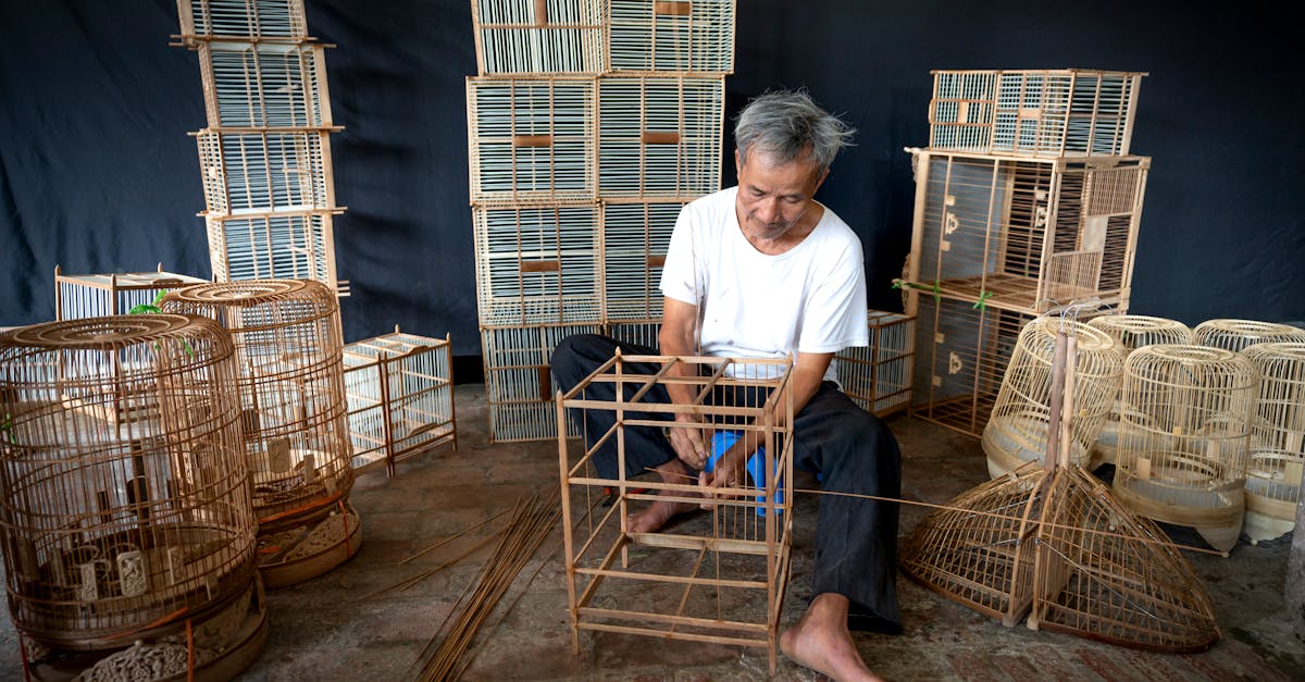découvrez l'artisanat sous toutes ses formes ! plongez dans un univers riche en savoir-faire et en créativité, où chaque pièce raconte une histoire. que vous soyez passionné par la poterie, la couture, la bijouterie ou le travail du bois, explorez l'essence des métiers d'art et leur impact sur notre culture. réveillez l'artiste en vous et valorisez le fait main.
