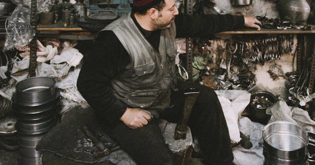Soutien à l’artisanat : Comment revitaliser les métiers d’art traditionnels