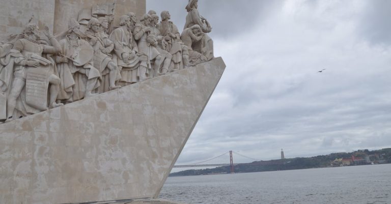 Découvertes historiques : des révélations qui changent notre compréhension du passé