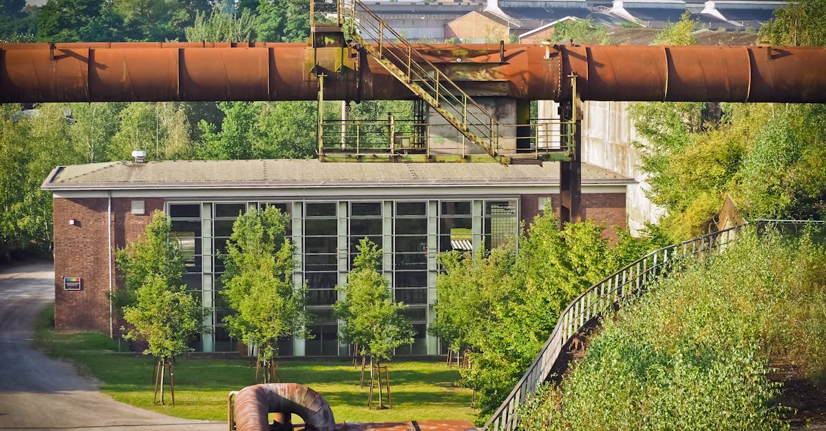 découvrez le patrimoine industriel, une richesse culturelle témoignant de l'histoire et de l'évolution des techniques. explorez les vestiges des anciennes industries, leur impact sur la société et leur préservation pour les générations futures.