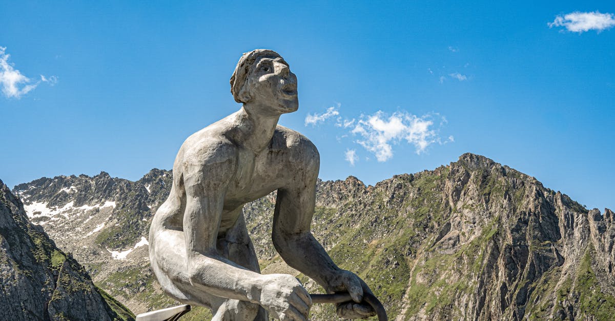 découvrez l'importance du patrimoine immatériel, ses traditions, ses pratiques culturelles et son rôle dans l'identité des communautés. explorez comment la transmission de ces savoir-faire enrichit notre diversité culturelle et préserve notre histoire collective.