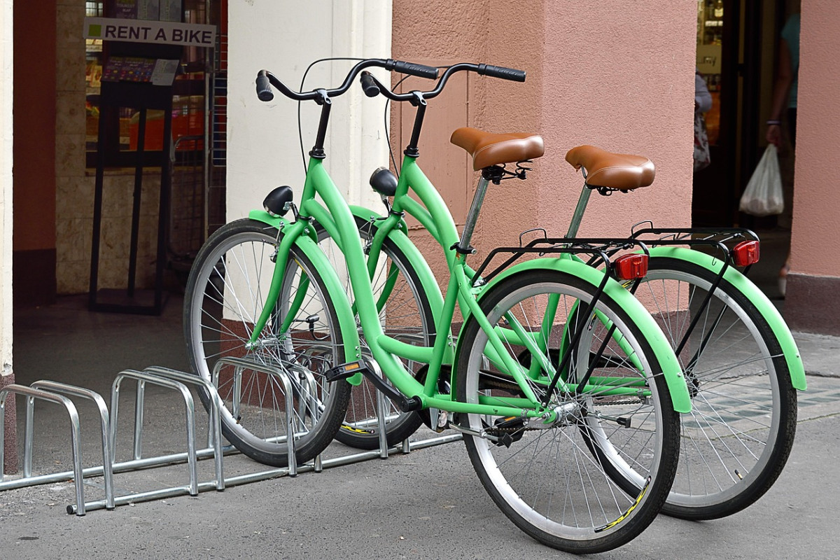 louez un vélo facilement pour vos déplacements ou balades en ville. profitez de notre service de location de vélos pratique, économique et adapté à tous les besoins.