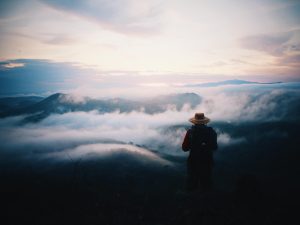 À la découverte de Bruno Maltor : Le voyageur et influenceur qui inspire l’aventure