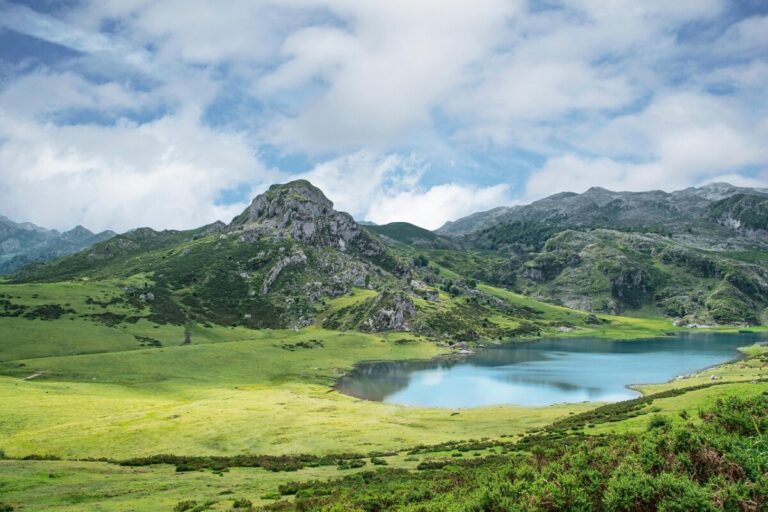 Explorez les activités estivales et les projets passionnants à découvrir dans les magnifiques Asturies