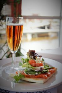 découvrez l'univers gastronomique : actualités, recettes raffinées, tendances culinaires et inspirations pour éveiller vos papilles et sublimer vos repas.