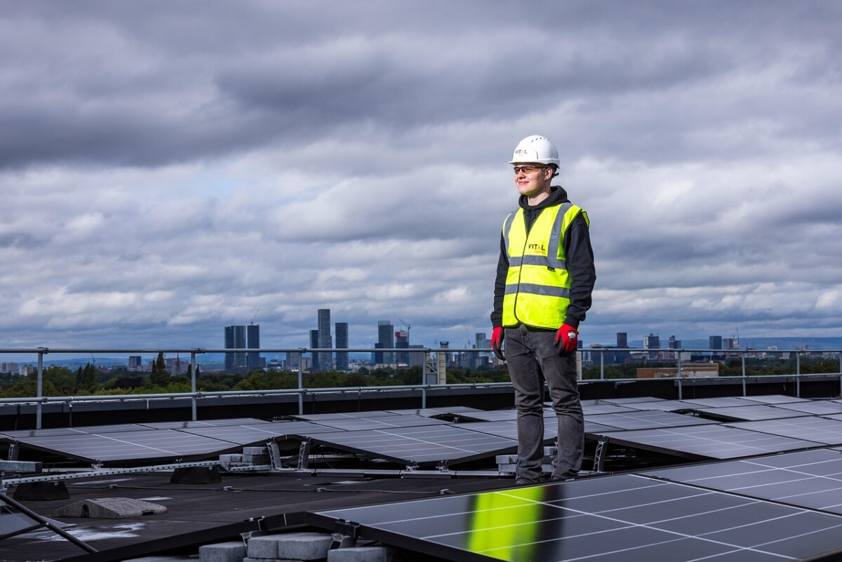 découvrez tout sur l'énergie : ses différentes formes, son importance dans la vie quotidienne, et les solutions pour une consommation plus durable et responsable.