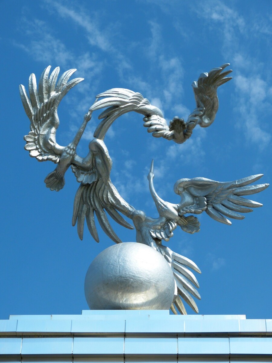 découvrez l’ouzbékistan : un pays unique d’asie centrale avec ses villes historiques, ses paysages grandioses et sa riche culture, carrefour de la route de la soie. préparez votre voyage et laissez-vous séduire par l’hospitalité ouzbèke.